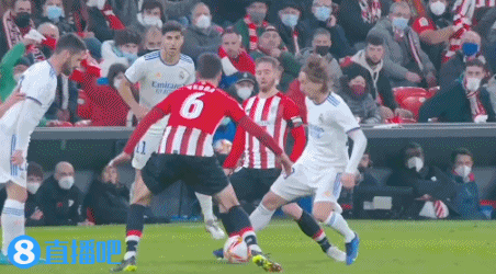 3：0克鲁塞罗，内马尔激动庆祝